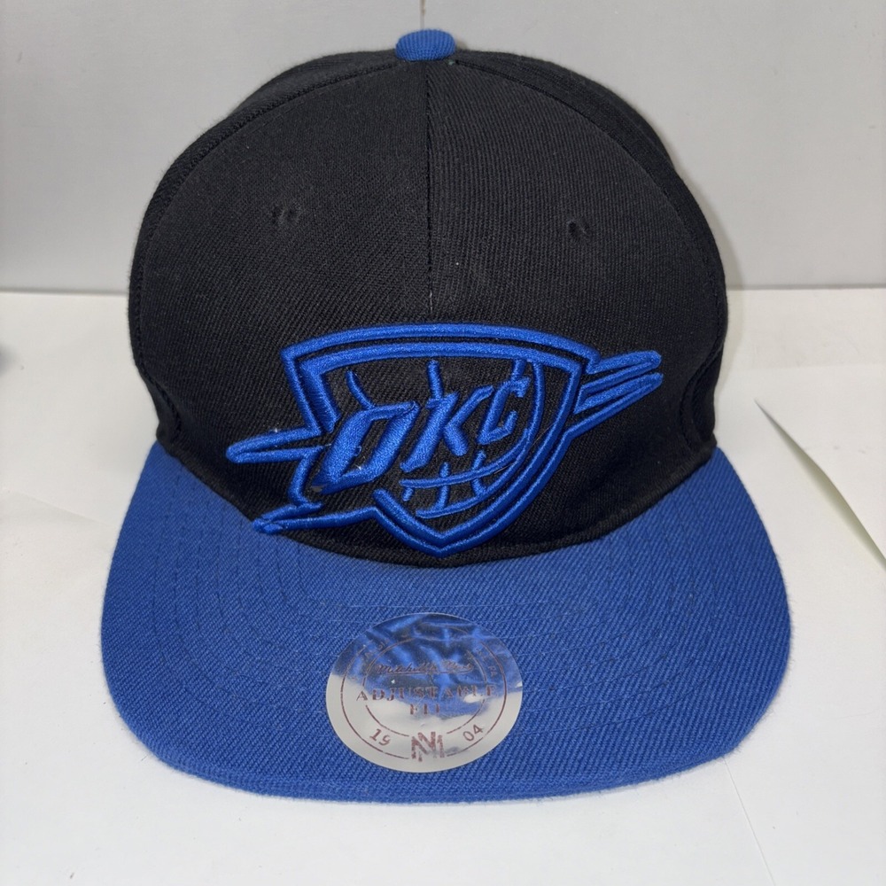 Mitchell & Ness Oklahoma City Thunder Black Blue‎ NBA Adjustable Snapback Cap